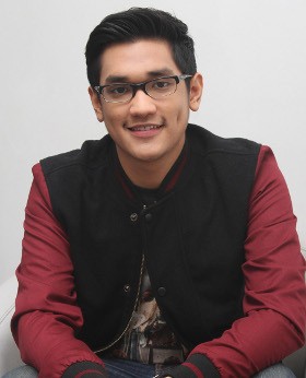5 Lagu Chrisye yang Didaur Ulang Penyanyi Lain