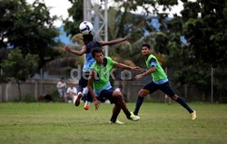 Latihan kali ini memfokuskan di lini pertahanan.