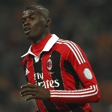 Niang Ingin Melebihi Henry
