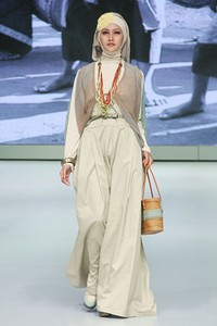 Jakarta, Indonesia - 17 Februari 2013. Reneo by Irna Mutiara Treasure Trove. Indonesia Fashion Week 2013 at Jakarta Convention Center. Senayan. Jakarta. [Foto: Mohammad Abduh/Wolipop]