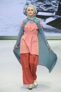 Jakarta, Indonesia - 17 Februari 2013. Reneo by Irna Mutiara Treasure Trove. Indonesia Fashion Week 2013 at Jakarta Convention Center. Senayan. Jakarta. [Foto: Mohammad Abduh/Wolipop]