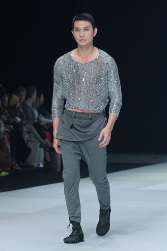 Jakarta, Indonesia - 16 Februari 2013. Oka Diputra Indonesia Fashion Week 2013 at Jakarta Convention Center. Senayan. Jakarta. [Foto: Mohammad Abduh/Wolipop]