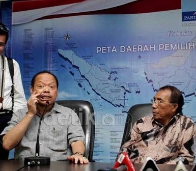 Saat Sutan Bhatoegana Buka Topeng