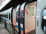 Merasakan Sensasi Kereta Magnet di Shanghai