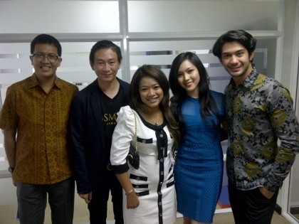 Reza Rahadian Antusias Akting Bareng Aktor-aktor Brunei