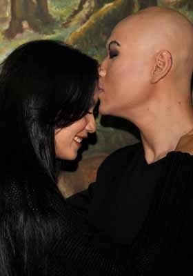 Cerai, 5 Pasangan Selebriti Ini Tetap Mesra