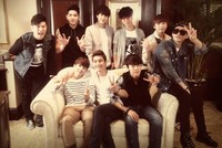 Thank you jakarta! See you at the SUPER SHOW 5 :), tulis Siwon setelah pulang dari Jakarta awal Maret lalu. (Twitter)