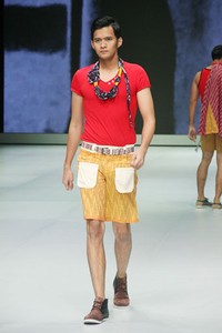 Jakarta, Indonesia - 16 Februari. Dwico by Dwi Iskandar New Beginning. Indonesia Fashion Week 2013 at Jakarta Convention Center. 16 Februari 2013. Senayan. Jakarta. [Foto: Mohammad Abduh/Wolipop]