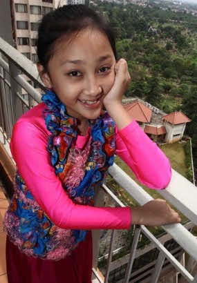 Sandrina Tampil Cemerlang Tarikan Rampak Rebana
