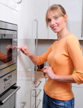 Gunakan Oven Microwave Untuk Memasak Makanan Sehat Ini