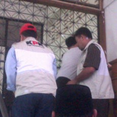 Selesai Geledah Kantor DPKAD Bandung, KPK Acak-acak Ruang Dada Rosada