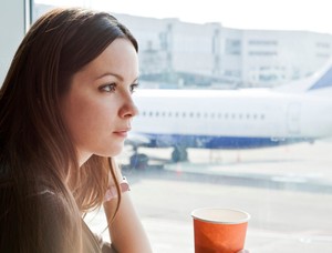 9 Cara Agar Tidak Bete Kalau Pesawat Delay