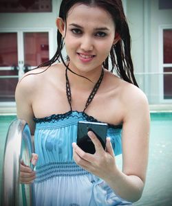 Ketika Sony Xperia Z Diajak Basah-basahan