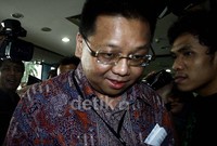 Frans Guna Wijaya tiba di Gedung KPK, Jalan Rasuna Said, Jakarta Selatan, sekitar pukul 10.15 WIB. Ramses/detikFoto.