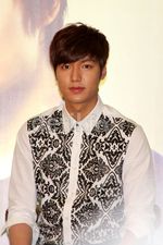 Keramahan Lee Min Ho di Jumpa Pers Fanmeeting Jakarta
