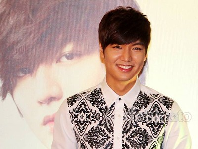Keramahan Lee Min Ho di Jumpa Pers Fanmeeting Jakarta