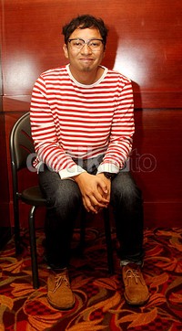 Ringgo tampil mengenakan sweatshirt belang-belang. Gusmun/detikFoto.