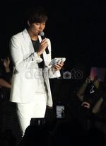 Lee Min Ho Tebar Senyuman di Jumpa Fans Jakarta