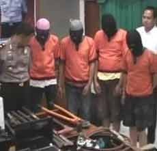 Empat Pelaku Sindikat Pembobol Toko dan Brankas Digulung