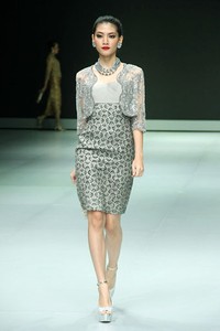 Jakarta, Indonesia - 17 Februari. Poppy Dharsono Indonesia Modern Classic Archipelago. Indonesia Fashion Week 2013 at Jakarta Convention Center. 17 Februari 2013. Senayan. Jakarta. [Foto: Mohammad Abduh/Wolipop]