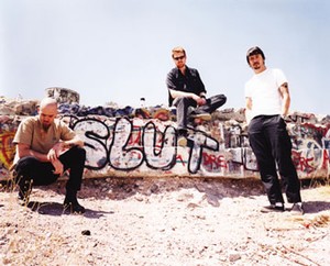 Queens of the Stone Age Rilis Album Baru Juni Mendatang