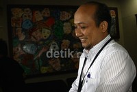 Nama Novel Baswedan menjadi headline hampir di seluruh media massa dalam berita 'pengepungan' kantor KPK oleh satuan Polri. Ramses/detikFoto.