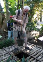 Nikmatnya Berwisata Pakai Sepeda Onthel