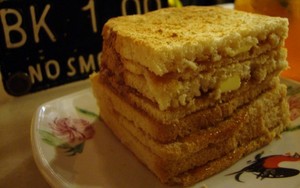 Mana Kaya Toast yang Paling Krenyes Legit?