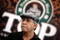 Pelantun 'Bento' itu juga akan konser di 15 kota di Indonesia.