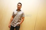 Teuku Wisnu Tebar Senyuman
