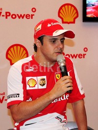 Massa bercerita tentang alasannya lebih memilih dunia balap dan tidak menekuni sepakbola. Dia juga memberi saran-saran untuk pebalap-pebalap Indonesia yang punya mimpi untuk tampil di ajang Formula 1.