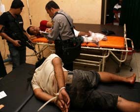 1 Dari 5 Perampok Toko Emas Ditembak Mati