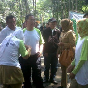 Dada Rosada Muncul di Balai Kota