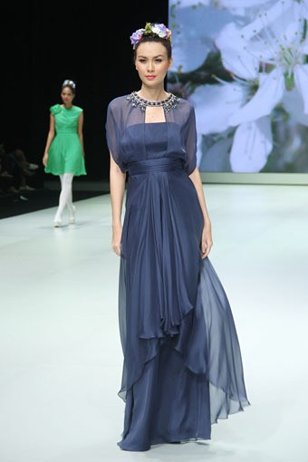 Jakarta, Indonesia - 17 Februari 2013. Votum by Sebastian Gunawan Spring Blossom. Indonesia Fashion Week 2013 at Jakarta Convention Center. Senayan. Jakarta. [Foto: Mohammad Abduh/Wolipop]