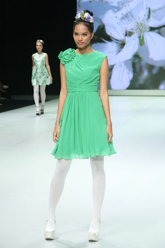 Jakarta, Indonesia - 17 Februari 2013. Votum by Sebastian Gunawan Spring Blossom. Indonesia Fashion Week 2013 at Jakarta Convention Center. Senayan. Jakarta. [Foto: Mohammad Abduh/Wolipop]