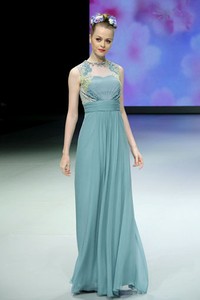 Jakarta, Indonesia - 17 Februari 2013. Votum by Sebastian Gunawan Spring Blossom. Indonesia Fashion Week 2013 at Jakarta Convention Center. Senayan. Jakarta. [Foto: Mohammad Abduh/Wolipop]