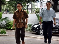 Tjatur Sapto saat tiba di gedung KPK, Jakarta. Ramses/detikFoto.