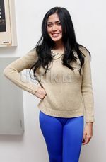 Aih, Manisnya Senyuman Jessica Iskandar
