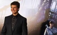 Senyuman Tom Cruise yang membuat semua wanita jatuh hati padanya. REUTERS/Marcos Brindicci.