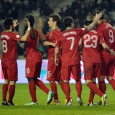 Portugal Kalahkan 10 Pemain Azerbaijan