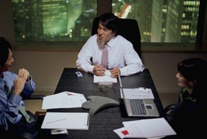 Risiko di Balik Sering Kerja Lembur dan Shift Malam