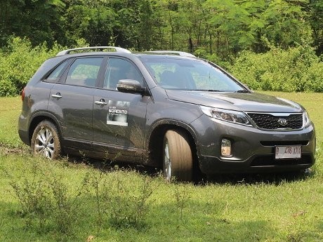 Membuktikan Ketangguhan KIA Sorento