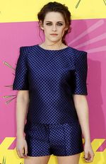 Jomblo, Kristen Stewart Makin Cantik