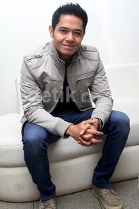 Gaya cool Dude. Gus Mun/detikHOT.