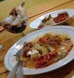 Menumpas Lapar dengan Seporsi Lontong Sayur Medan Nikmat