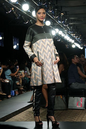 Jakarta, Indonesia - 25 Maret. IKAT Indonesia by Didiet Maulana. Plaza Indonesia Fashion Week SS 2013 at Plaza Indonesia. 25 Maret 2013. Thamrin. Jakarta. [Foto: Mohammad Abduh/Wolipop]