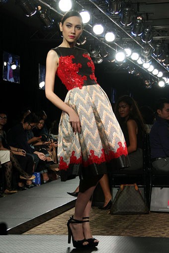 Jakarta, Indonesia - 25 Maret. IKAT Indonesia by Didiet Maulana. Plaza Indonesia Fashion Week SS 2013 at Plaza Indonesia. 25 Maret 2013. Thamrin. Jakarta. [Foto: Mohammad Abduh/Wolipop]