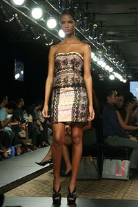 Jakarta, Indonesia - 25 Maret. IKAT Indonesia by Didiet Maulana. Plaza Indonesia Fashion Week SS 2013 at Plaza Indonesia. 25 Maret 2013. Thamrin. Jakarta. [Foto: Mohammad Abduh/Wolipop]