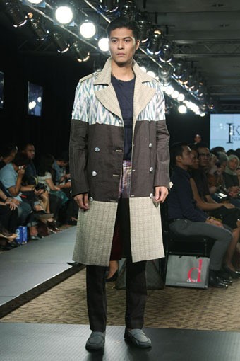 Jakarta, Indonesia - 25 Maret. IKAT Indonesia by Didiet Maulana. Plaza Indonesia Fashion Week SS 2013 at Plaza Indonesia. 25 Maret 2013. Thamrin. Jakarta. [Foto: Mohammad Abduh/Wolipop]