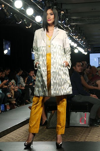 Jakarta, Indonesia - 25 Maret. IKAT Indonesia by Didiet Maulana. Plaza Indonesia Fashion Week SS 2013 at Plaza Indonesia. 25 Maret 2013. Thamrin. Jakarta. [Foto: Mohammad Abduh/Wolipop]